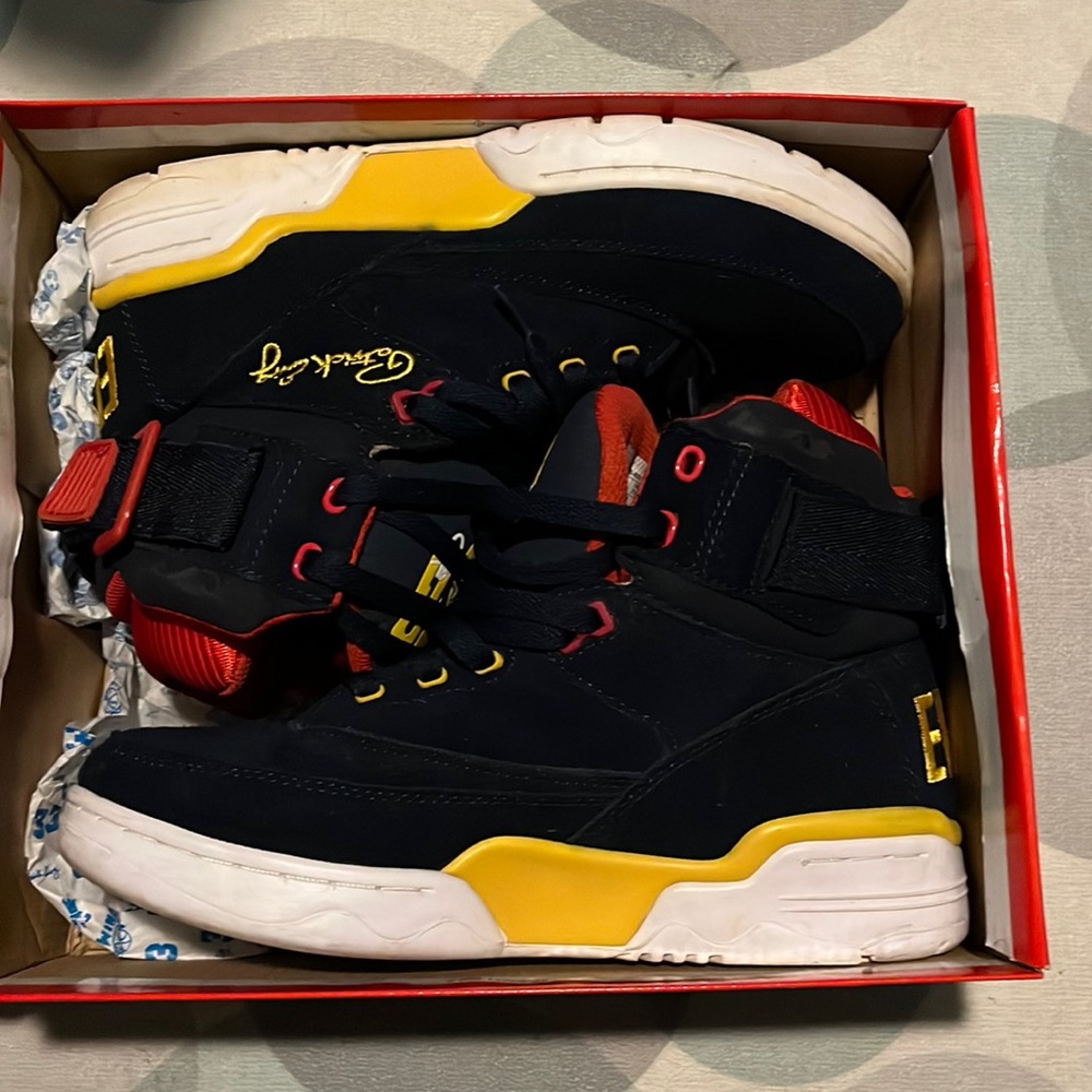 Brand new basketball shoes never worn